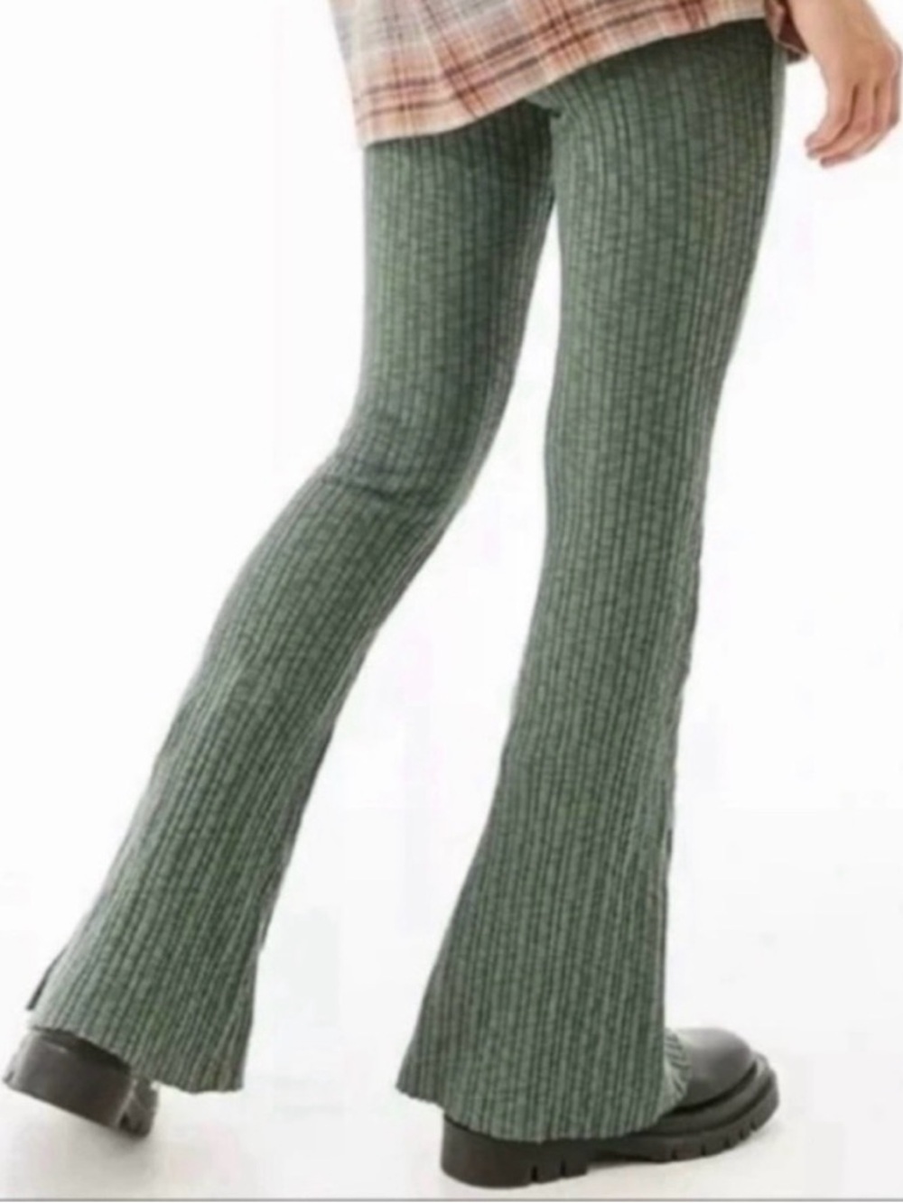 UO Ribbed Knit Flare Pant in Sage Green